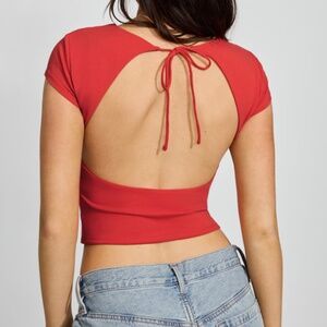 garage red open tie-back top
